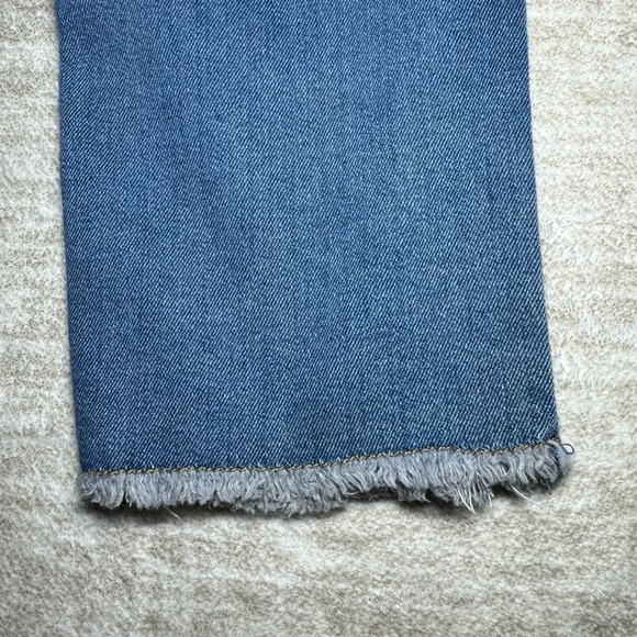 NWT Levis Jeans Girls Size 10 low Pro Relaxed Fit Mid Rise Adjustable Waist - Picture 4 of 8